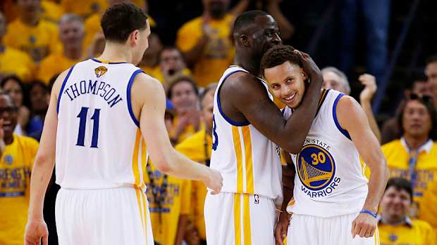 stephen_curry_data_dimes_.jpg